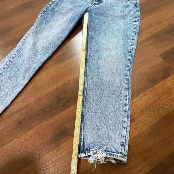 Abercrombie & Fitch Curve Love The Mom High Rise Jeans Acid Wash Casual Sz 26/2s - Picture 4 of 8